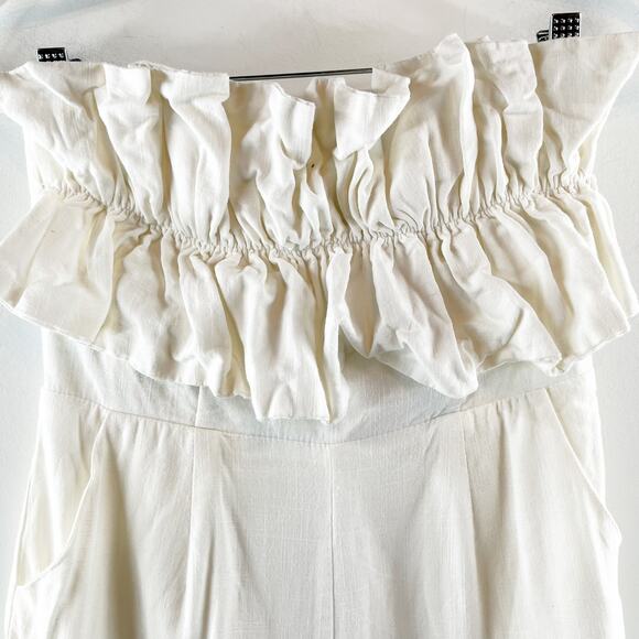 Princess Polly Hunter Mae Strapless Ruched Frill Short Romper White 6 - Picture 5 of 10